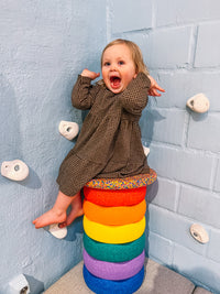De Kinderwinkel De Kinderwinkel Stapelstein Rainbow 6 + 1 gratis confetti balance board